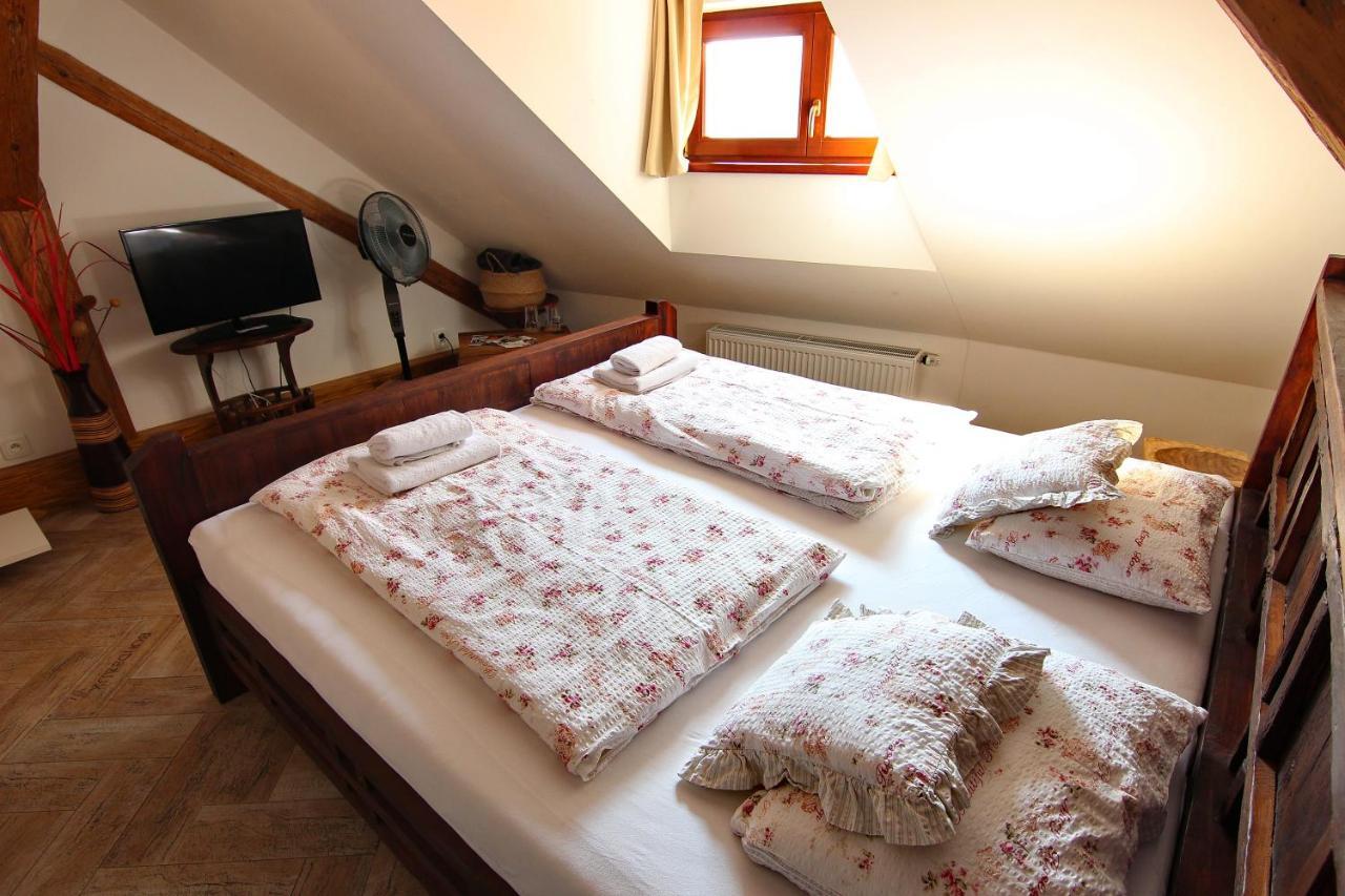 Apartmán House Of Roses Kutná Hora Exteriér fotografie