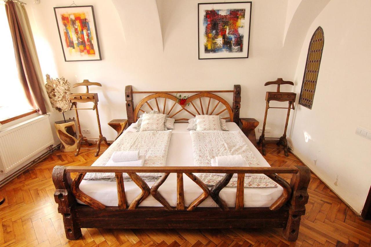 Apartmán House Of Roses Kutná Hora Exteriér fotografie